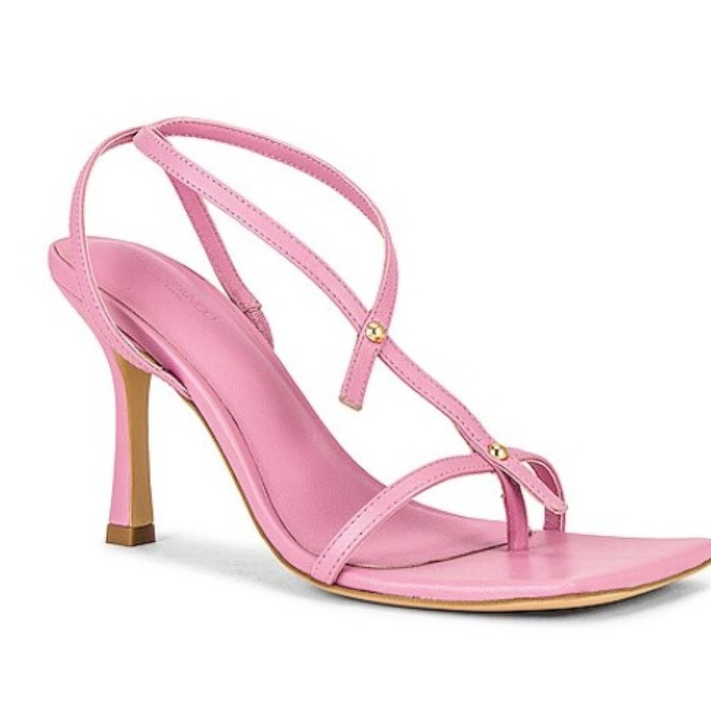 Tony Bianco Lilly Sandal in Musk Nappa